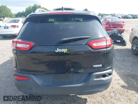 2016 Jeep Cherokee Latitude с VIN 1C4PJLCB4GW287540, выставлен на аукционе IAAI как лот 42517646 с пробегом 154 501 миль миль и . История ставок и продаж доступна на DreamBid. Изображение 17.