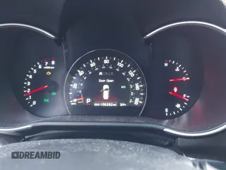 2014 Kia Sorento SX with VIN 5XYKW4A70EG451120, listed as a IAAI auction lot 41309727 with 106,262 mi miles. Bid and sale history available at carsss.com. Image 7.