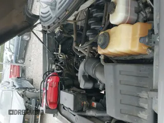 2013 Ford F-150 XL с VIN 1FTFX1EF4DFB25742, выставлен на аукционе IAAI как лот 43284116 с пробегом 281 351 миль миль и . История ставок и продаж доступна на DreamBid. Изображение 19.
