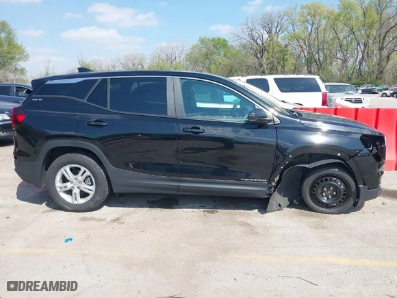 2024 GMC Terrain SLE with VIN 3GKALTEG2RL373712, listed as a IAAI auction lot 42019453 with 22,666 mi miles. Bid and sale history available at carsss.com. Image 14.
