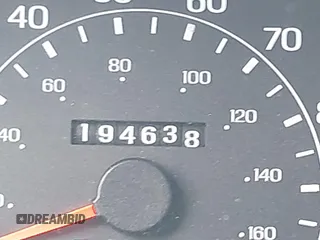 2001 Ford Excursion Limited z VIN 1FMNU43S01EC46254, wystawiony jako IAAI lot #42299190 z przebiegiem 194 638 mil mil oraz . Historia ofert i sprzedaży dostępna na DreamBid. Obrazek 7.