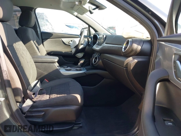 2020 Chevrolet Blazer LT with VIN 3GNKBHRS7LS604865, listed as a IAAI auction lot 41734775 with 48,808 mi miles and . Bid and sale history available at DreamBid. Image 5.