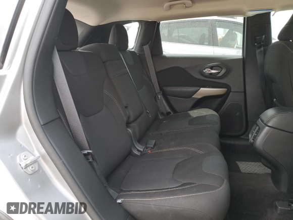 2017 Jeep Cherokee Latitude с VIN 1C4PJMCB6HD213958, выставлен на аукционе Copart как лот 53686715 с пробегом Не указан миль и Списание • Salvage title. История ставок и продаж доступна на DreamBid. Изображение 11.