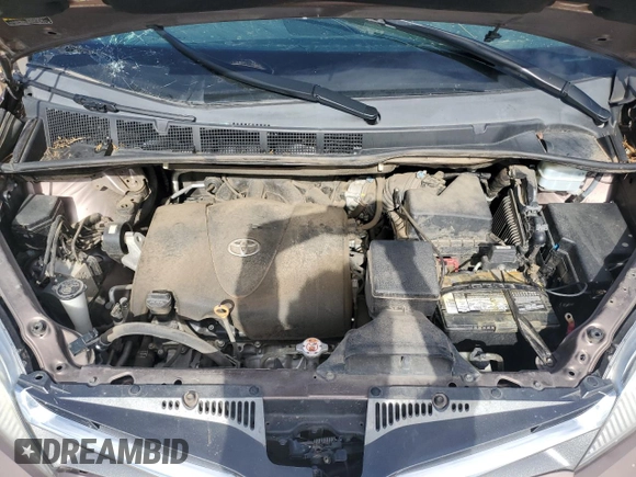 2020 Toyota Sienna XLE Auto Access Seat z VIN 5TDYZ3DC6LS033245, wystawiony jako Copart lot #56308365 z przebiegiem 82 254 mil mil oraz Szkoda całkowita • Salvage title. Historia ofert i sprzedaży dostępna na DreamBid. Obrazek 12.