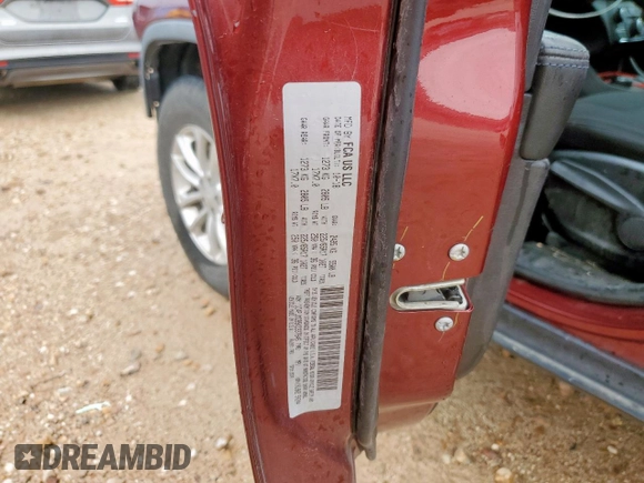 2019 Jeep Cherokee Latitude with VIN 1C4PJMCB5KD337646, listed as a Copart auction lot 58588455 with 120,845 mi miles and Salvage title. Bid and sale history available at DreamBid. Image 14.