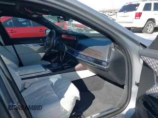 2023 BMW 7 Series 760i xDrive с VIN WBA33EJ07PCM90605, выставлен на аукционе IAAI как лот 41577454 с пробегом 30 241 миль миль и . История ставок и продаж доступна на DreamBid. Изображение 5.
