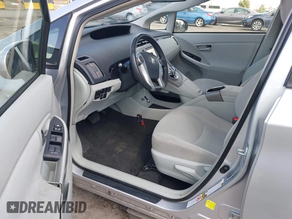 2014 Toyota Prius Four with VIN JTDKN3DU3E0366843, listed as a IAAI auction lot 41892619 with 128,567 mi miles. Bid and sale history available at carsss.com. Image 5.