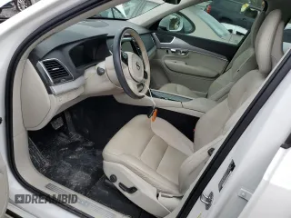 2021 Volvo XC90 Momentum z VIN YV4102CK2M1751708, wystawiony jako Copart lot #85919094 z przebiegiem 57 793 mil mil oraz Szkoda całkowita • Salvage title. Historia ofert i sprzedaży dostępna na DreamBid. Obrazek 7.