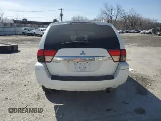 2011 Mitsubishi Endeavor LS z VIN 4A4JN2AS4BE032045, wystawiony jako Copart lot #49264925 z przebiegiem 128 393 mil mil oraz Szkoda całkowita • Salvage title. Historia ofert i sprzedaży dostępna na DreamBid. Obrazek 6.