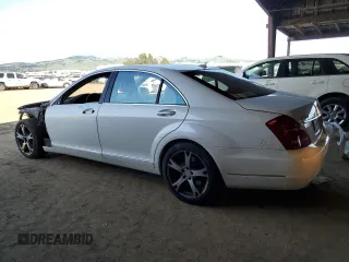 2013 Mercedes-Benz S-Class S 550 with VIN WDDNG7DB3DA503825, listed as a Copart auction lot 49843855 with 127,405 mi miles and Salvage Title. Bid and sale history available at carsss.com. Image 2.
