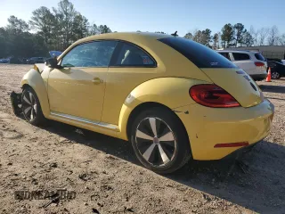 2012 Volkswagen Beetle 2.5L with VIN 3VWJX7AT7CM648807, listed as a Copart auction lot 49906965 with 155,666 mi miles and Clean Title. Bid and sale history available at carsss.com. Image 2.