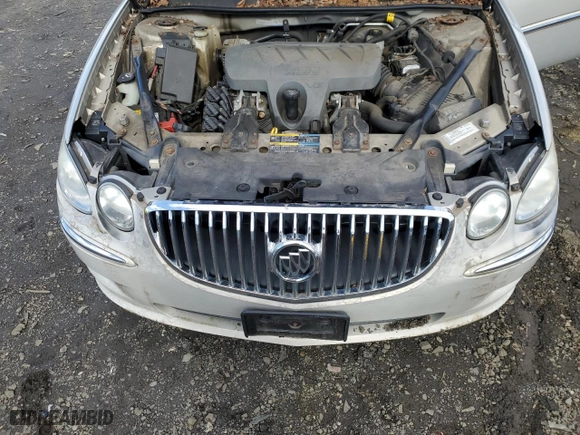 2008 Buick LaCrosse CX with VIN 2G4WC582281189220, listed as a Copart auction lot 45002834 with 81,196 mi miles and Clean Title. Bid and sale history available at carsss.com. Image 11.