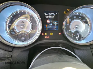 2013 Chrysler 300 S z VIN 2C3CCABG2DH527578, wystawiony jako Copart lot #81095624 z przebiegiem 217 456 mil mil oraz Szkoda całkowita • Salvage title. Historia ofert i sprzedaży dostępna na DreamBid. Obrazek 9.
