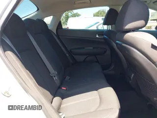2019 Kia Optima LX z VIN 5XXGT4L34KG340899, wystawiony jako IAAI lot #42445116 z przebiegiem 118 188 mil mil oraz . Historia ofert i sprzedaży dostępna na DreamBid. Obrazek 8.