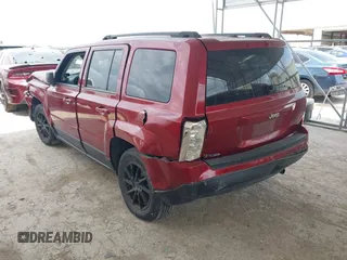 2016 Jeep Patriot Sport z VIN 1C4NJPBA7GD588872, wystawiony jako IAAI lot #42139709 z przebiegiem 152 543 mil mil oraz . Historia ofert i sprzedaży dostępna na DreamBid. Obrazek 3.