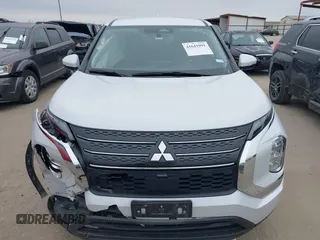 2024 Mitsubishi Outlander ES z VIN JA4J3UA86RZ007013, wystawiony jako IAAI lot #41643993 z przebiegiem 106 572 mil mil oraz . Historia ofert i sprzedaży dostępna na DreamBid. Obrazek 12.