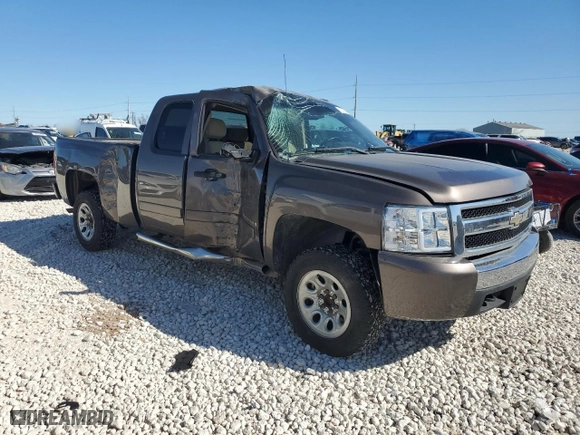 2008 Chevrolet Silverado 1500 LT w/1LT with VIN 2GCEC19C081305563, listed as a Copart auction lot 47405445 with 162,081 mi miles and Salvage Title. Bid and sale history available at carsss.com. Image 4.