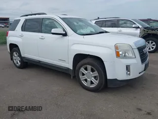 2014 GMC Terrain SLE z VIN 2GKFLWEK4E6244512, wystawiony jako IAAI lot #42563679 z przebiegiem 183 101 mil mil oraz . Historia ofert i sprzedaży dostępna na DreamBid. Obrazek 1.