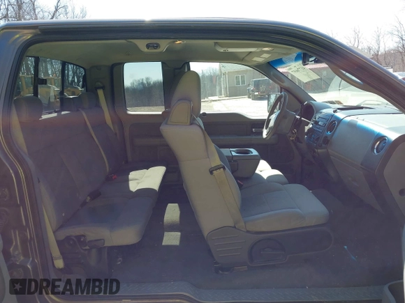 2007 Ford F-150 XLT with VIN 1FTPX14V37FB19190, listed as a IAAI auction lot 41776697 with 158,236 mi miles. Bid and sale history available at carsss.com. Image 8.
