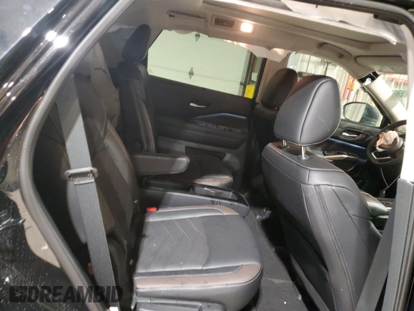 2024 Nissan Pathfinder Platinum z VIN 5N1DR3DK0RC242976, wystawiony jako Copart lot #54087465 z przebiegiem 14 687 mil mil oraz Szkoda całkowita • Salvage title. Historia ofert i sprzedaży dostępna na DreamBid. Obrazek 11.