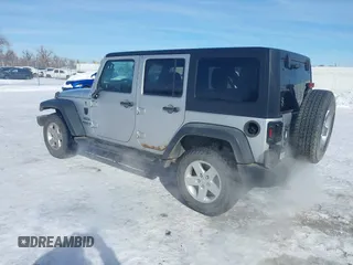 2012 Jeep Wrangler Unlimited Sport z VIN 1C4HJWDG3CL224800, wystawiony jako IAAI lot #41569279 z przebiegiem 174 336 mil mil oraz . Historia ofert i sprzedaży dostępna na DreamBid. Obrazek 3.