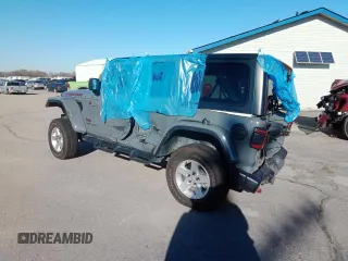 2021 Jeep Wrangler Unlimited Rubicon with VIN 1C4HJXFN1MW687231, listed as a Copart auction lot 85947774 with 35,076 mi miles and Salvage Title. Bid and sale history available at DreamBid. Image 2.