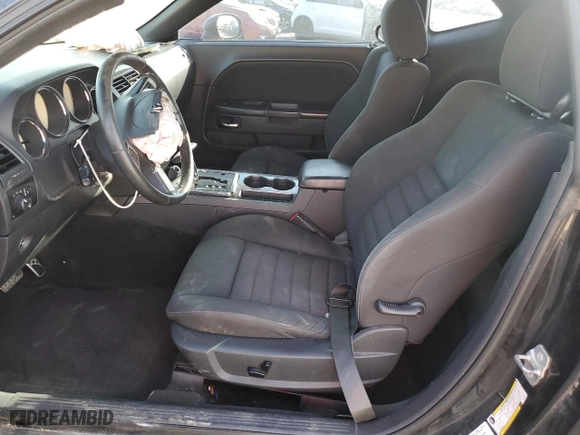 2010 Dodge Challenger SE with VIN 2B3CJ4DV0AH102498, listed as a Copart auction lot 75807764 with 131,735 mi miles and Salvage Title. Bid and sale history available at carsss.com. Image 7.