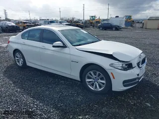2014 BMW 5 Series 528i xDrive with VIN WBA5A7C53ED618753, listed as a IAAI auction lot 41642910 with 87,495 mi miles. Bid and sale history available at carsss.com. Image 1.