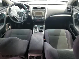 2013 Nissan Altima 2.5 SV with VIN 1N4AL3AP8DN529235, listed as a Copart auction lot 52147385 with 135,166 mi miles and Salvage Title. Bid and sale history available at carsss.com. Image 8.
