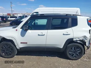 2018 Jeep Renegade Trailhawk with VIN ZACCJBCB6JPG71929, listed as a IAAI auction lot 41939091 with 109,354 mi miles. Bid and sale history available at carsss.com. Image 14.