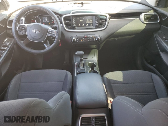 2020 Kia Sorento L with VIN 5XYPG4A38LG639784, listed as a Copart auction lot 46235825 with 234,048 mi miles and Salvage Title. Bid and sale history available at DreamBid. Image 8.
