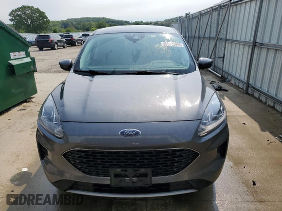 2021 Ford Escape SE with VIN 1FMCU0G66MUA68843, listed as a Copart auction lot 58894625 with 136,123 mi miles and Clean title. Bid and sale history available at DreamBid. Image 5.