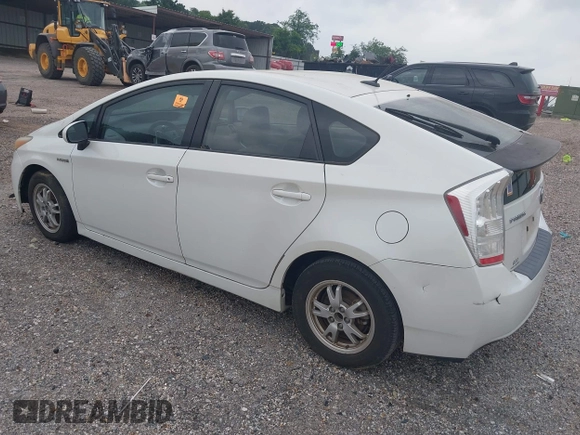 2010 Toyota Prius II z VIN JTDKN3DU5A1246806, wystawiony jako IAAI lot #42263662 z przebiegiem Nie podano mil oraz . Historia ofert i sprzedaży dostępna na DreamBid. Obrazek 3.