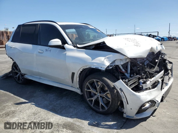 2021 BMW X5 xDrive45e с VIN 5UXTA6C02M9F15948, выставлен на аукционе Copart как лот 51549025 с пробегом 43 170 миль миль и Списание • Salvage title. История ставок и продаж доступна на DreamBid. Изображение 4.