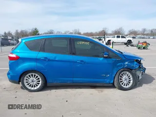 2013 Ford C-Max SE z VIN 1FADP5AU3DL540691, wystawiony jako IAAI lot #41839755 z przebiegiem 146 348 mil mil oraz . Historia ofert i sprzedaży dostępna na DreamBid. Obrazek 14.