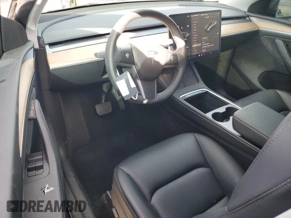2024 Tesla Model Y Long Range z VIN 7SAYGDEE4RA229466, wystawiony jako Copart lot #45163325 z przebiegiem 13 748 mil mil oraz Szkoda całkowita • Salvage title. Historia ofert i sprzedaży dostępna na DreamBid. Obrazek 8.