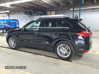 2013 Porsche Cayenne S Hybrid с VIN WP1AE2A22DLA16060, выставлен на аукционе Copart как лот 51253425 с пробегом 131 955 миль миль и Чистый • Clean title. История ставок и продаж доступна на DreamBid. Изображение 2.