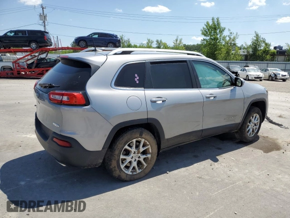 2016 Jeep Cherokee Latitude с VIN 1C4PJMCS4GW252227, выставлен на аукционе Copart как лот 62210565 с пробегом Не указан миль и Списание • Salvage title. История ставок и продаж доступна на DreamBid. Изображение 3.