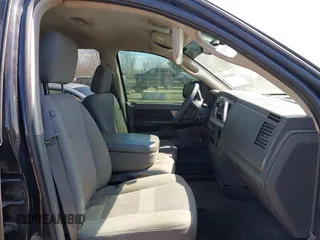 2007 Dodge Ram 2500 SLT with VIN 1D7KS28D27J502735, listed as a IAAI auction lot 41880179 with 368,304 mi miles. Bid and sale history available at carsss.com. Image 5.