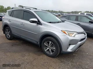 2016 Toyota RAV4 XLE with VIN 2T3WFREV5GW309468, listed as a IAAI auction lot 41973896 with 100,911 mi miles. Bid and sale history available at carsss.com. Image 1.