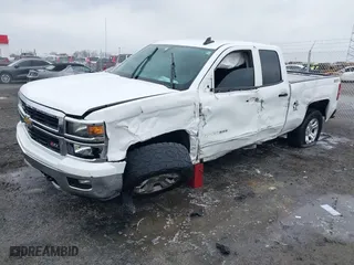 2015 Chevrolet Silverado 1500 LT with VIN 1GCVKREC0FZ269899, listed as a IAAI auction lot 41511947 with 229,795 mi miles. Bid and sale history available at carsss.com. Image 19.