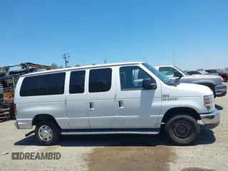 2014 Ford Econoline Passenger XL с VIN 1FBNE3BL0EDA97981, выставлен на аукционе IAAI как лот 42514502 с пробегом 359 801 миль миль и . История ставок и продаж доступна на DreamBid. Изображение 13.