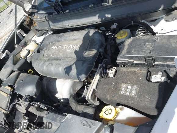 2018 Jeep Cherokee Latitude with VIN 1C4PJMCB2JD506794, listed as a IAAI auction lot 42206141 with 96,309 mi miles and . Bid and sale history available at DreamBid. Image 10.