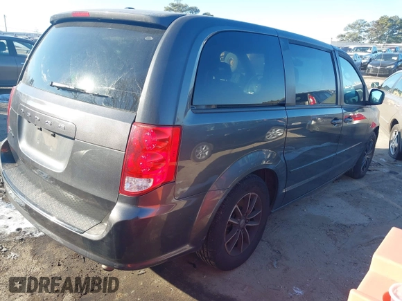 2016 Dodge Grand Caravan SE with VIN 2C4RDGBG1GR357895, listed as a IAAI auction lot 41389733 with 131,175 mi miles and . Bid and sale history available at DreamBid. Image 4.