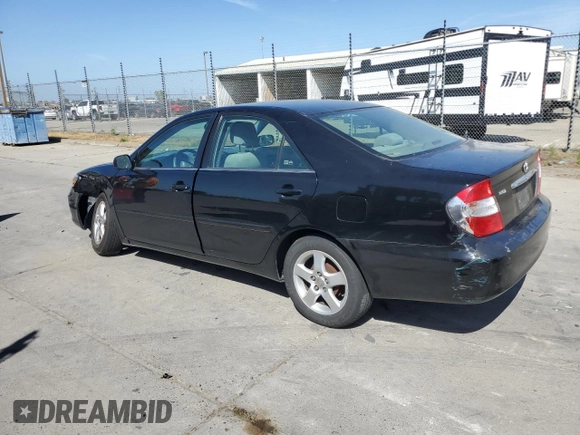 2004 Toyota Camry LE with VIN 4T1BE32K14U318133, listed as a Copart auction lot 54238185 with 293,761 mi miles and Salvage Title. Bid and sale history available at carsss.com. Image 2.