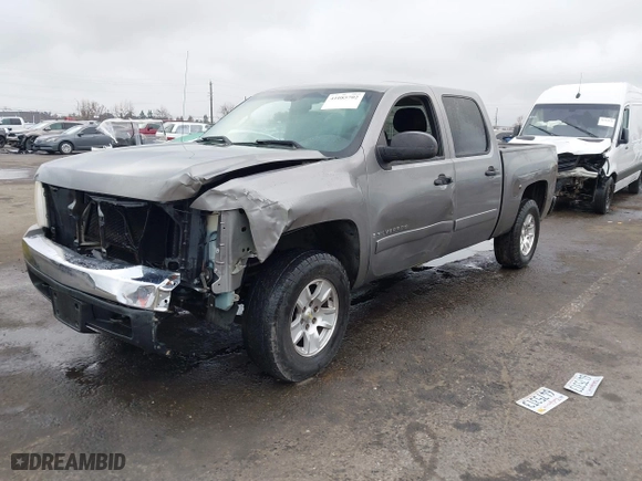 2007 Chevrolet Silverado 1500 LTZ with VIN 2GCEK13M571637081, listed as a IAAI auction lot 41085702 with 202,998 mi miles. Bid and sale history available at carsss.com. Image 18.