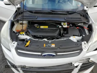 2013 Ford Escape SE z VIN 1FMCU9GX9DUC38478, wystawiony jako Copart lot #51266685 z przebiegiem 102 713 mil mil oraz Szkoda całkowita • Salvage title. Historia ofert i sprzedaży dostępna na DreamBid. Obrazek 13.
