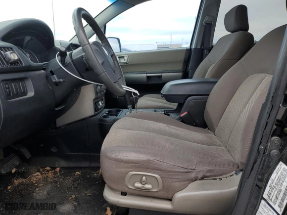 2004 Mitsubishi Endeavor XLS with VIN 4A4MM31S54E018406, listed as a Copart auction lot 89300885 with 131,140 mi miles and Salvage Title. Bid and sale history available at carsss.com. Image 7.