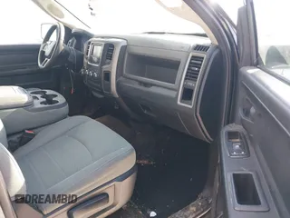 2015 Ram 1500 Express z VIN 1C6RR7KT5FS588494, wystawiony jako IAAI lot #41321894 z przebiegiem 300 261 mil mil oraz . Historia ofert i sprzedaży dostępna na DreamBid. Obrazek 5.