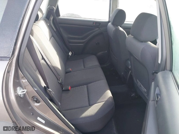 2004 Pontiac Vibe with VIN 5Y2SL64864Z415571, listed as a IAAI auction lot 41463895 with 103,674 mi miles. Bid and sale history available at carsss.com. Image 8.
